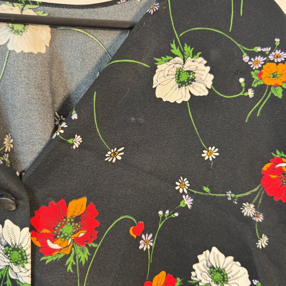 Vintage 70s French Floral Poppy V-Neck Button Plus Size Blouse Cottagecore Vest - Picture 4 of 8